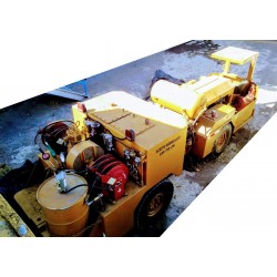 CAMION MINERO DE BAJO PERFIL DE SERVICIO