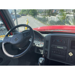 INTERNATIONAL TRUCK 7600 SBA 6X4